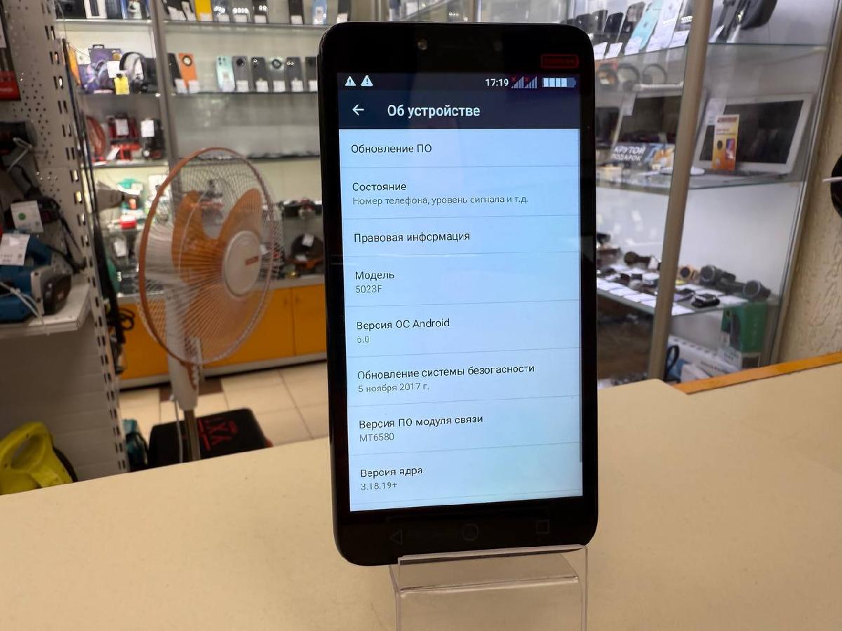 Смартфон Alcatel 5023F