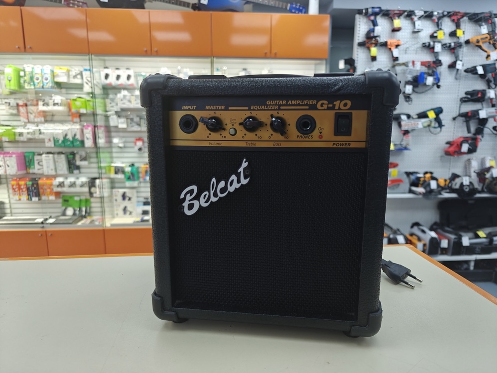 Комбоусилитель для гитар Belcat G-10;