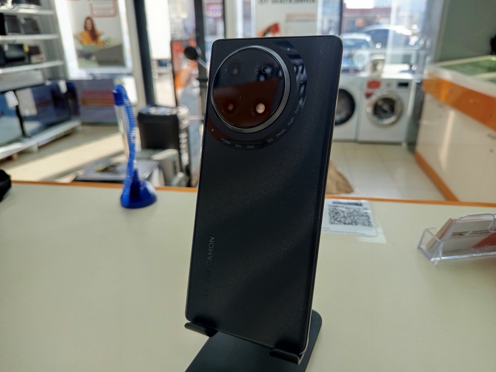 Смартфон Tecno Camon 30S 6/128