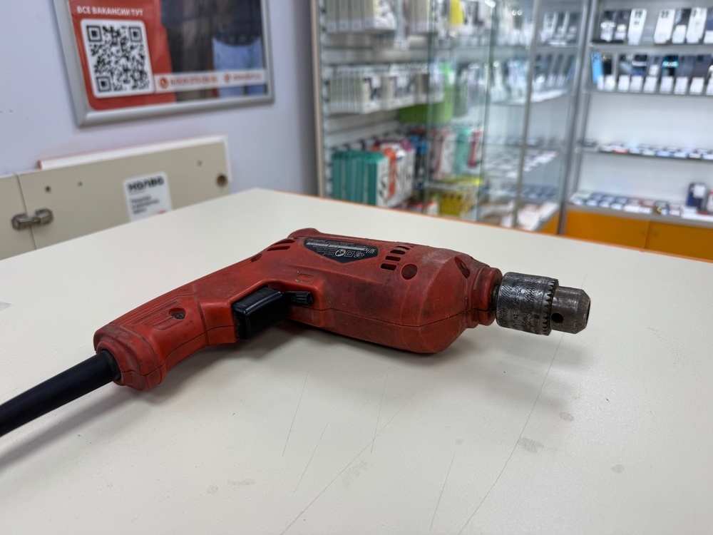 Дрель-безударная Makita M0600