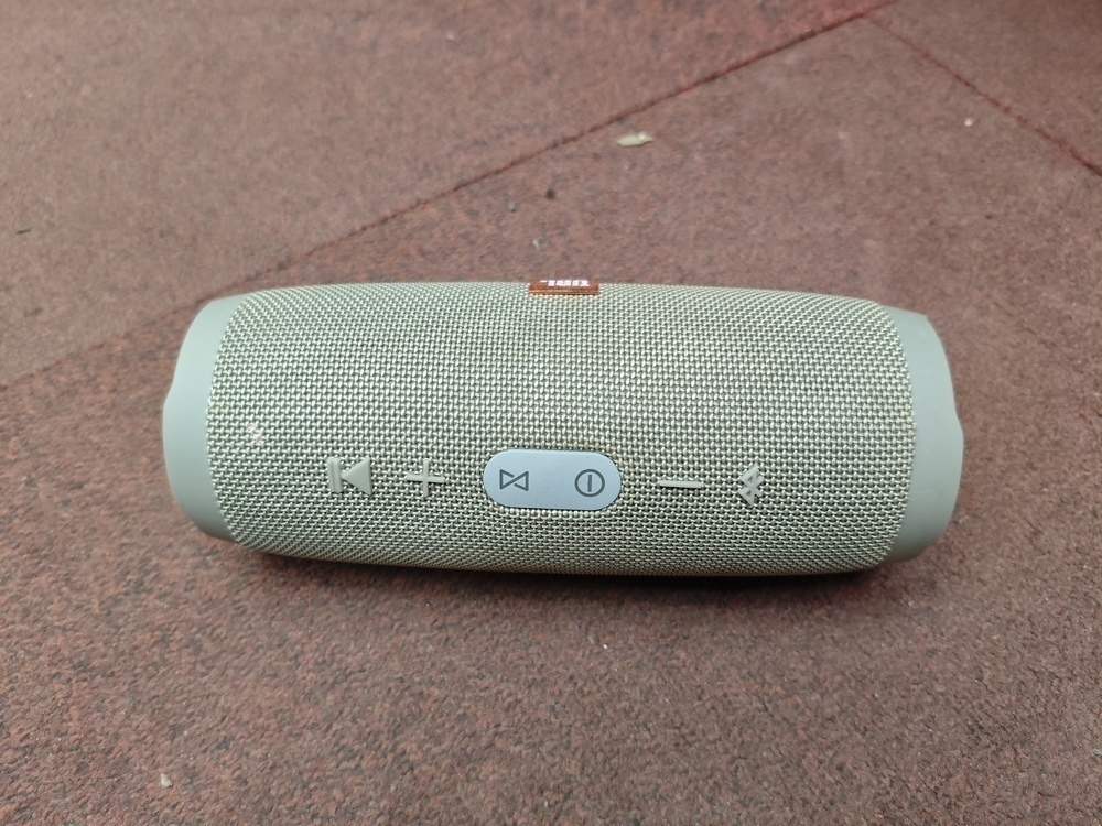 Портативная акустика JBL CHARGE 3