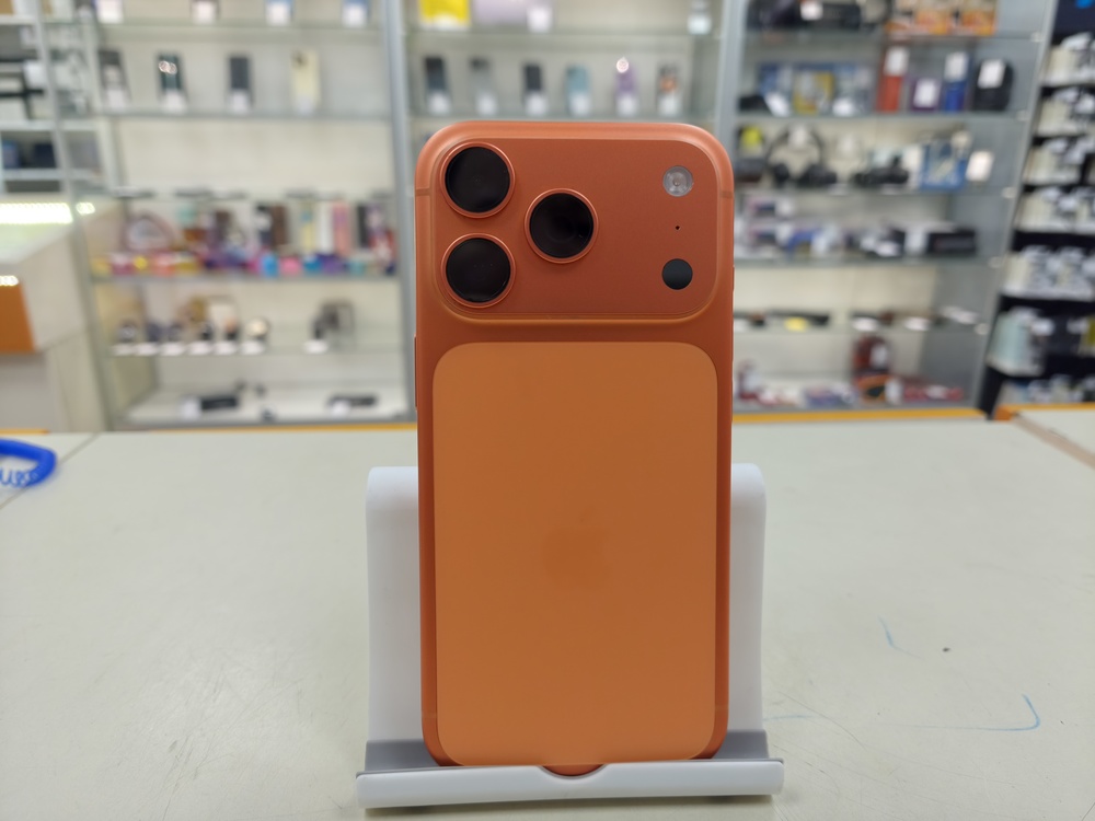 Смартфон Apple Iphone 17 Pro 256Gb eSim
