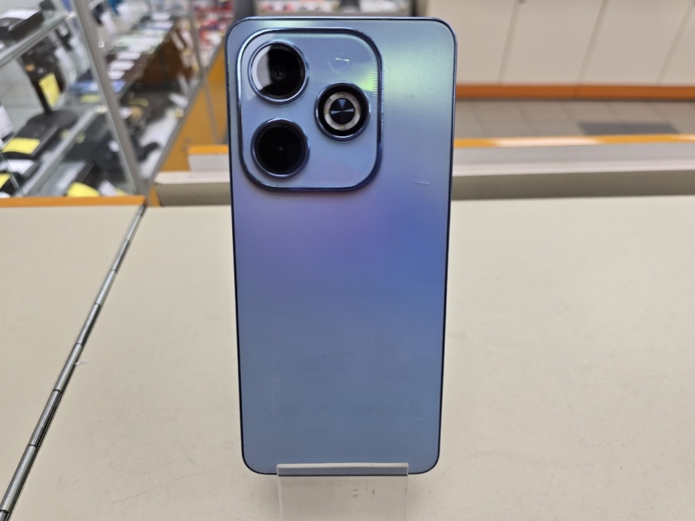 Смартфон Infinix HOT 40i 8/256