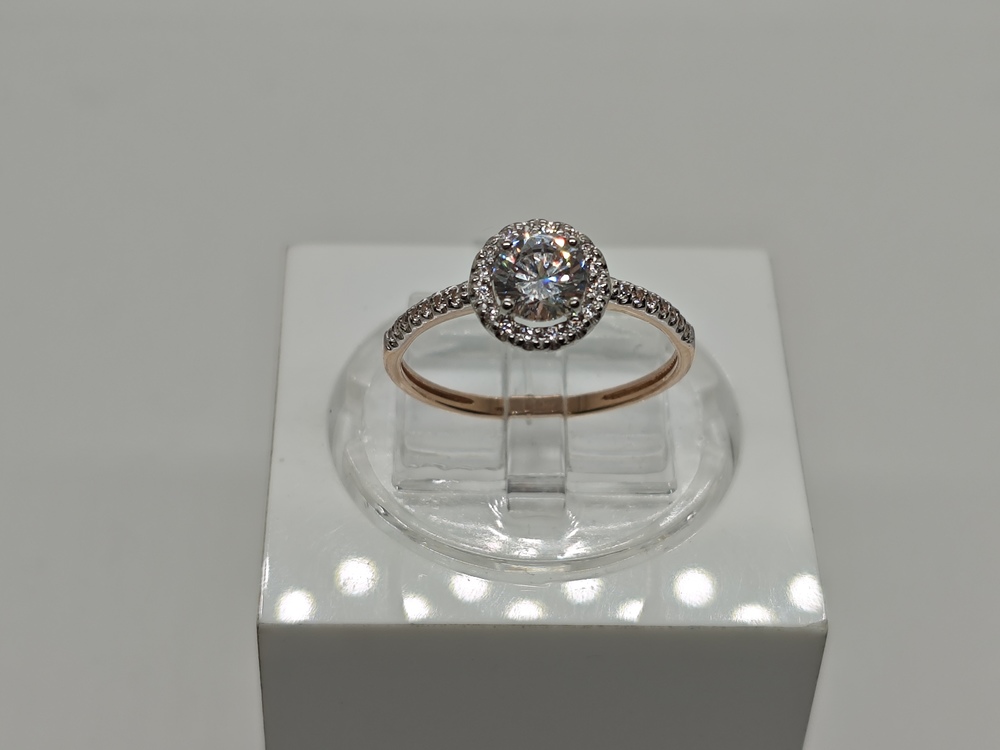 КОЛЬЦО С КАМНЯМИ (Au 585)