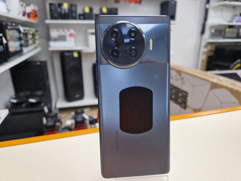 Смартфон Tecno Spark 20 Pro+ 8/256