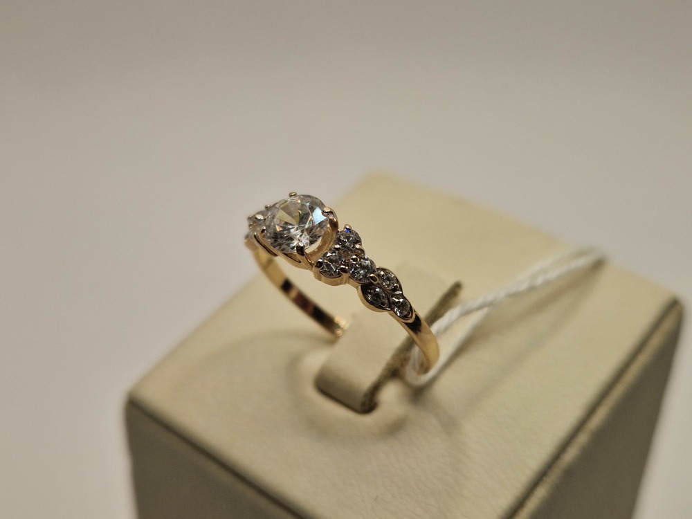 КОЛКМИ585 КОЛЬЦО С КАМНЯМИ (Au 585)