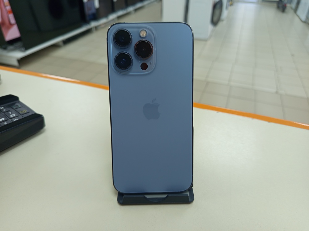 Смартфон Apple iPhone 13 Pro 256Gb
