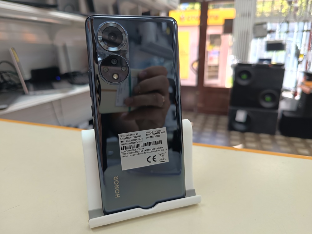 Смартфон Honor 50 8/256