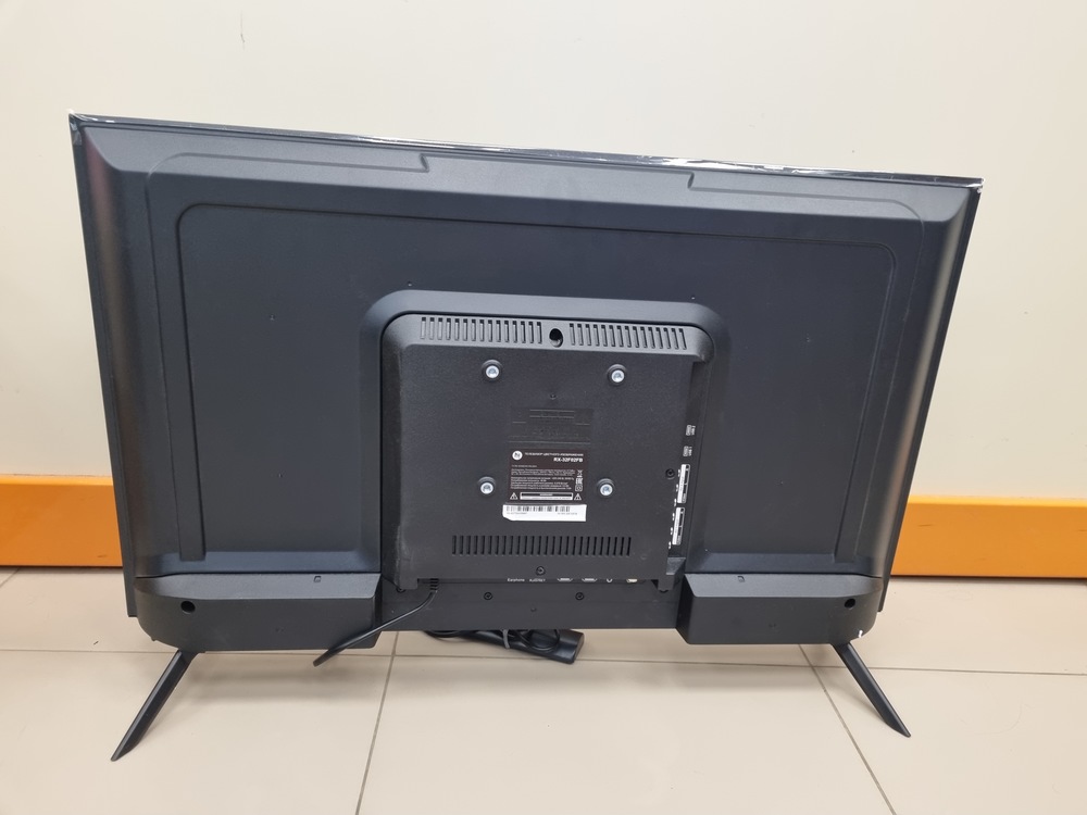 LED Телевизор HI RX-32F02FB
