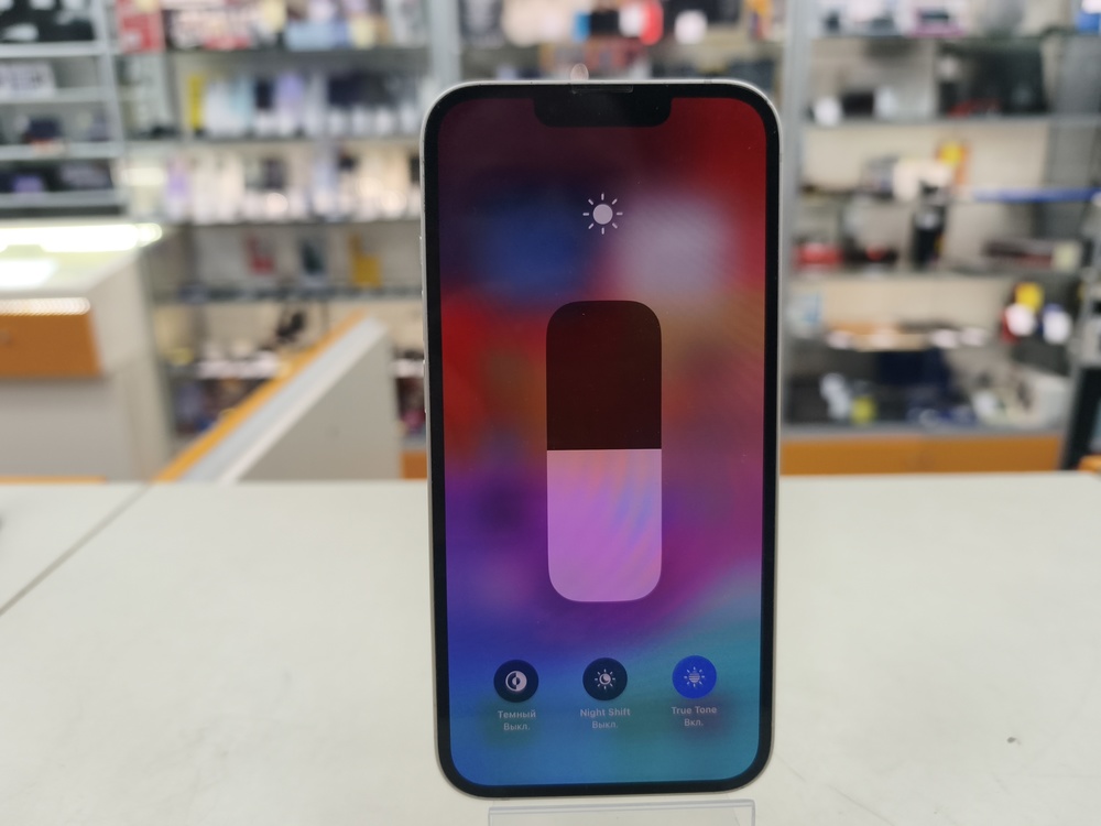 Смартфон Apple iPhone 13 128Gb