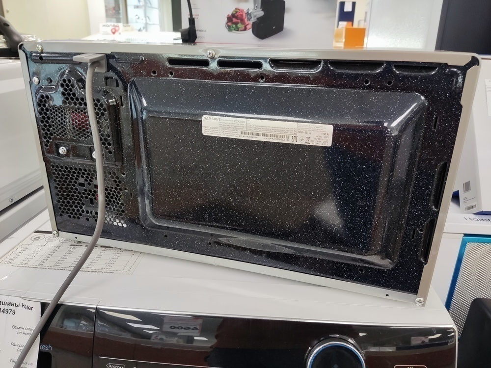 Микроволновая печь Samsung MS23K3513AS