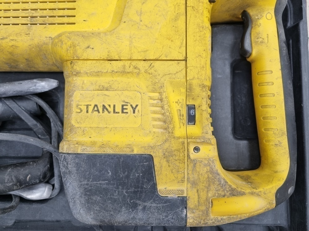 Отбойный молоток Stanley STHM10