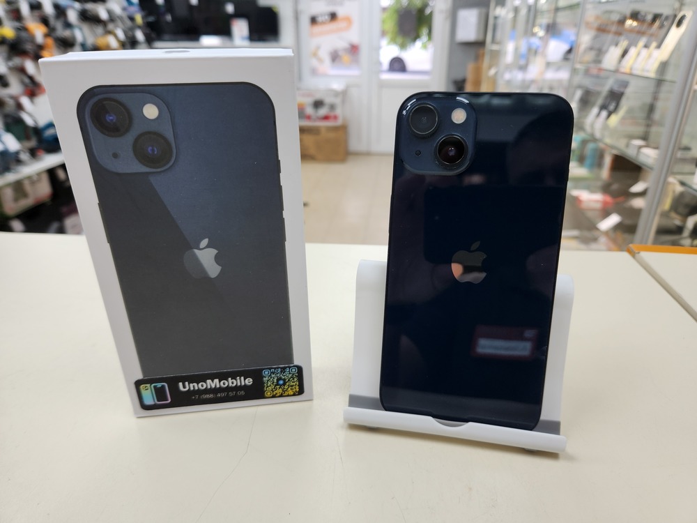 Смартфон Apple iPhone 13 128Gb