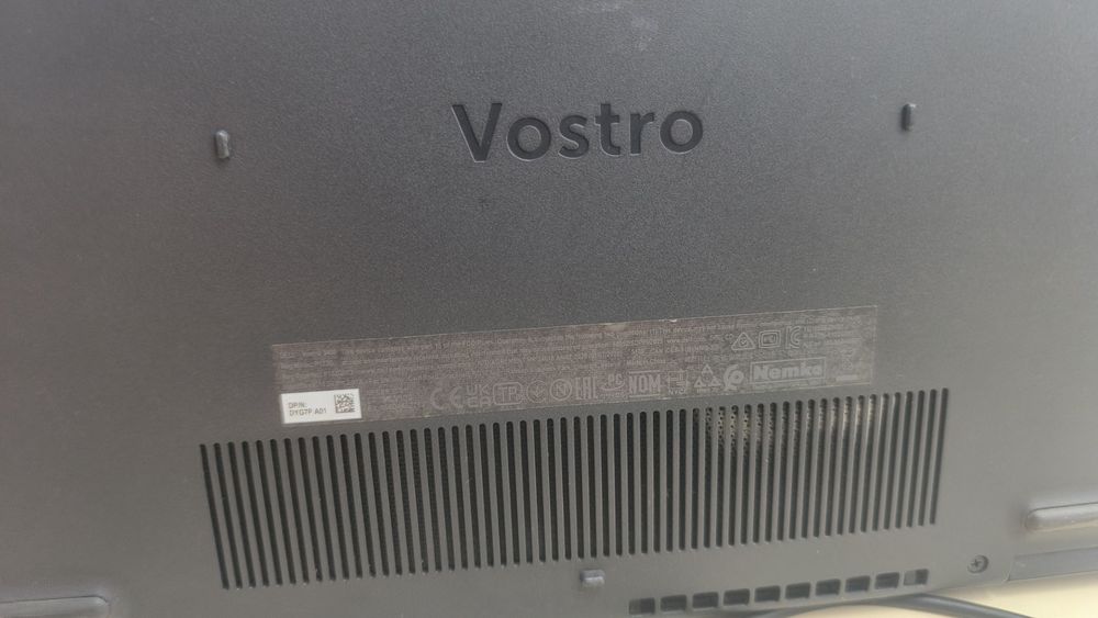 Ноутбук DELL; Core i5-1135G7, Intel iris XE Graphics, 8 Гб, 1 Tb, Нет