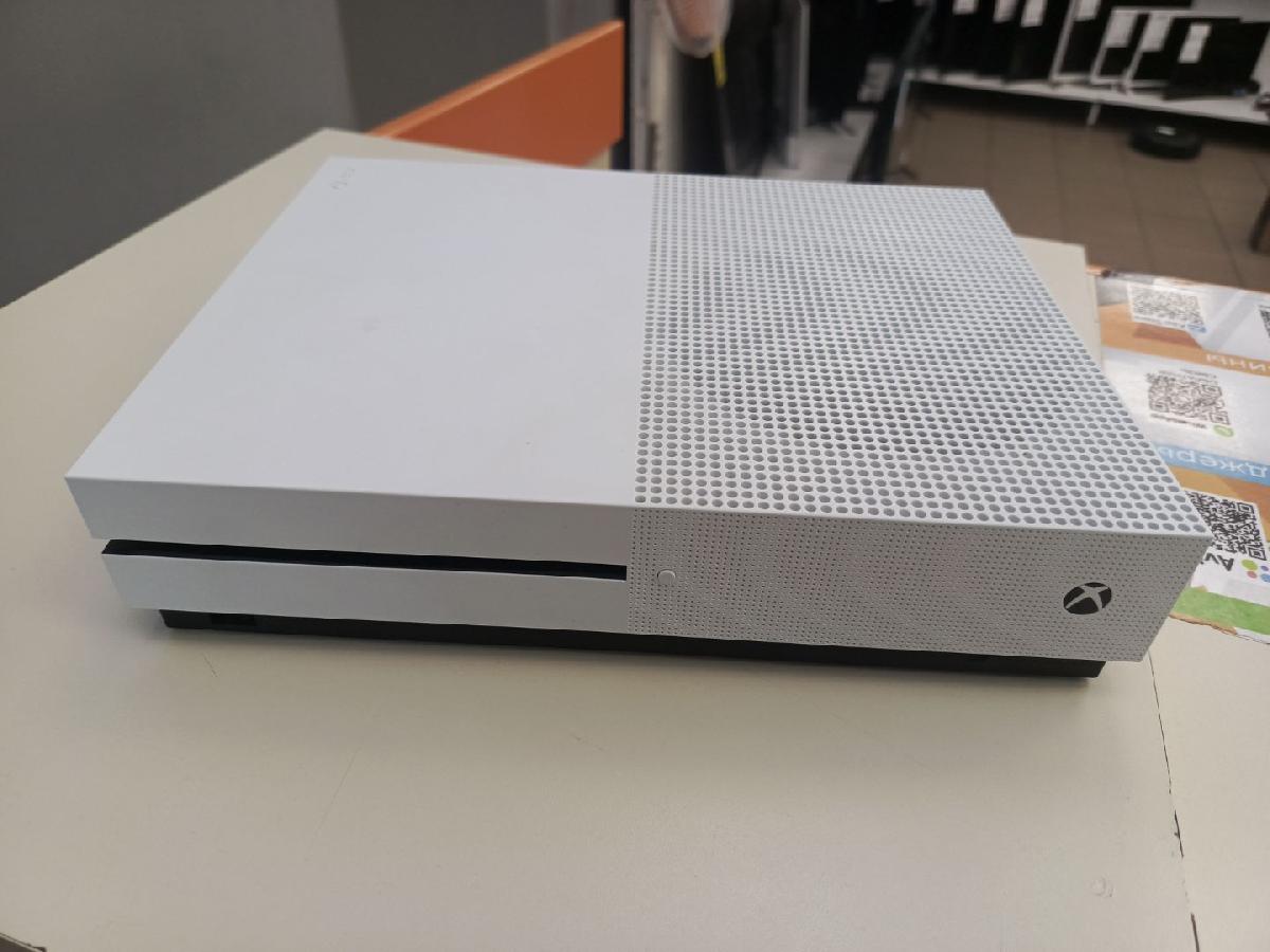 Игровая приставка Xbox One S 1TB