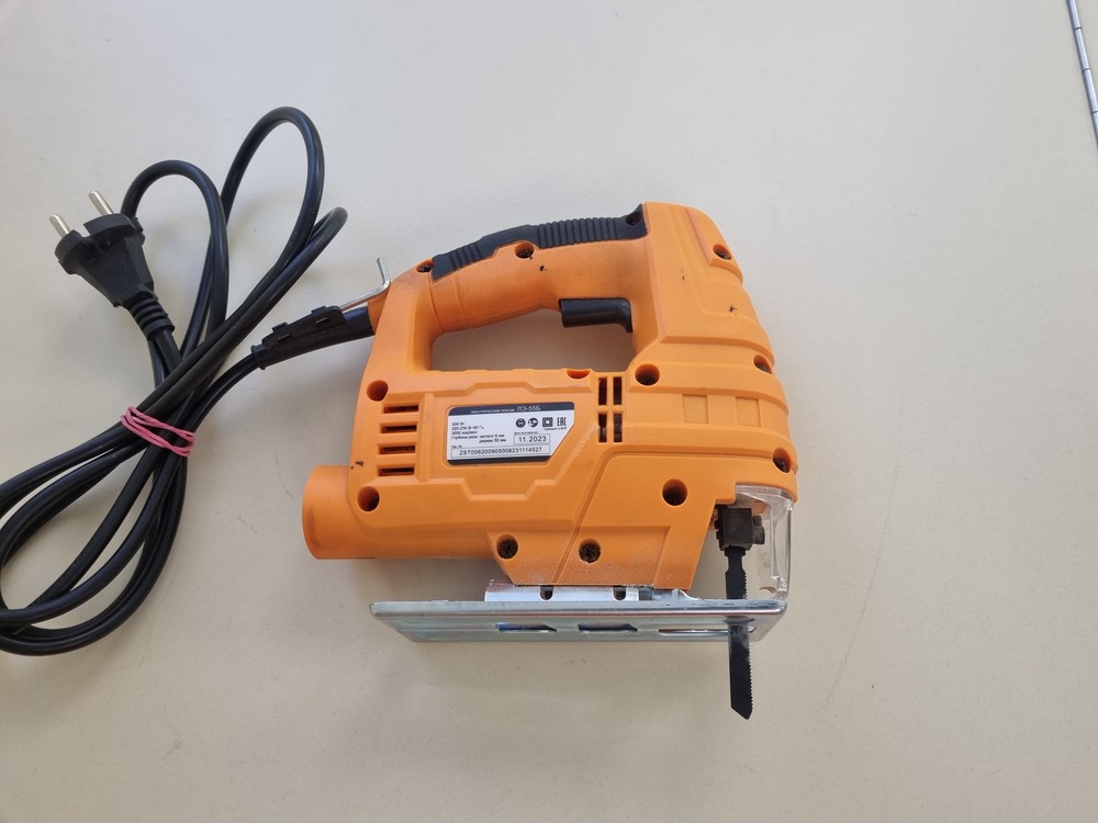 Лобзик Вихрь ЛЭ-55Б