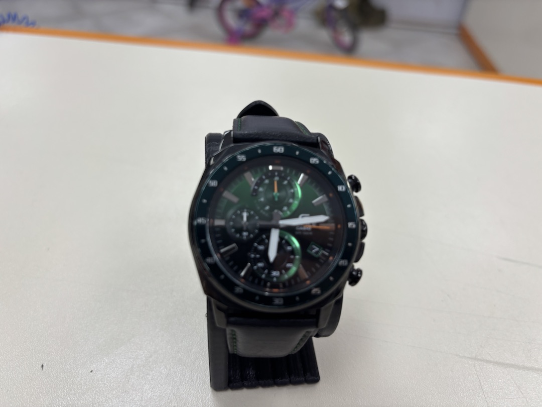 Часы наручные Casio EFV-600DW