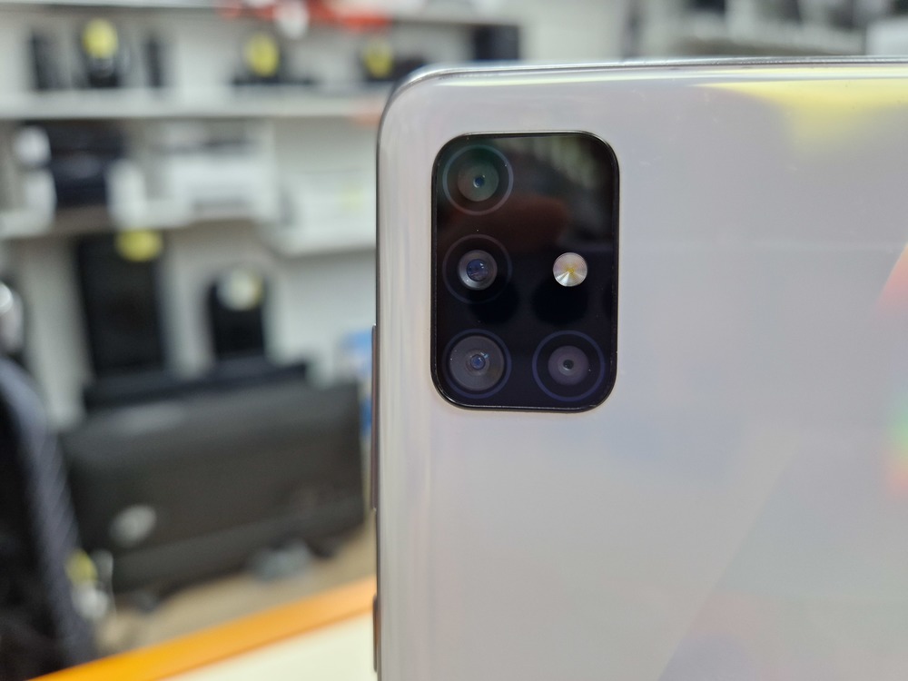 Смартфон Samsung Galaxy A51 6/128