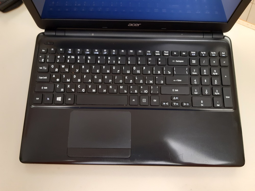Ноутбук Acer E1-522; A6-5200, Radeon HD 8400, 4 Гб, Нет, 320 Гб