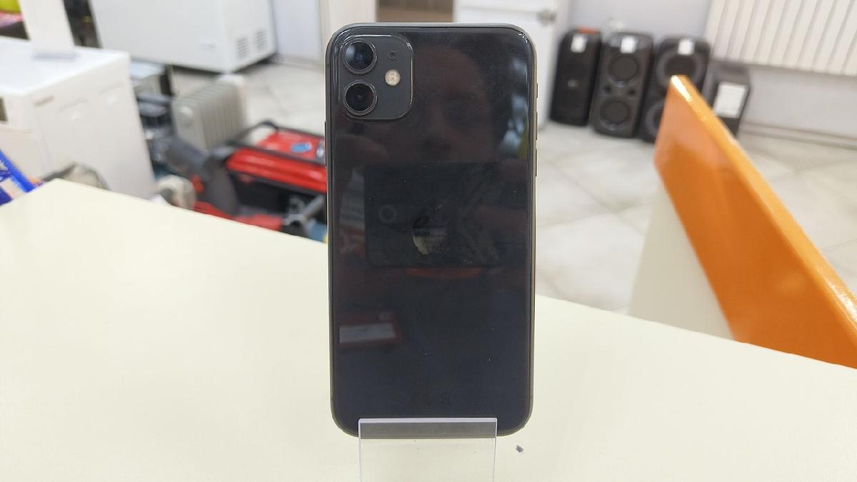 Смартфон Apple iPhone 11 64Gb