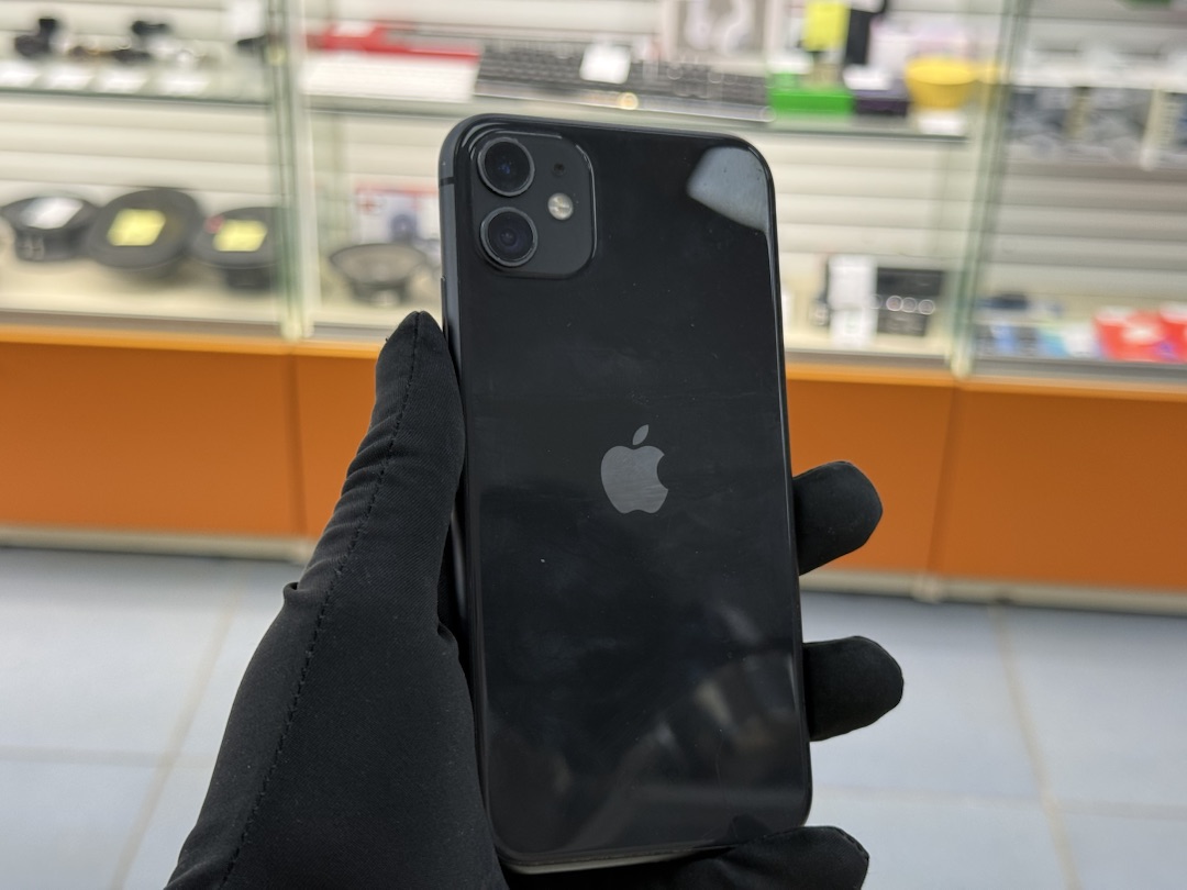 Смартфон Apple iPhone 11 128Gb