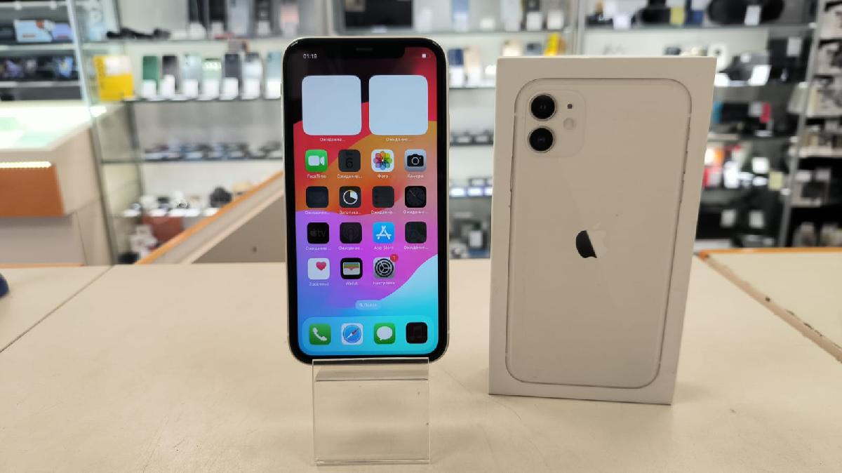 Смартфон Apple iPhone 11 64Gb