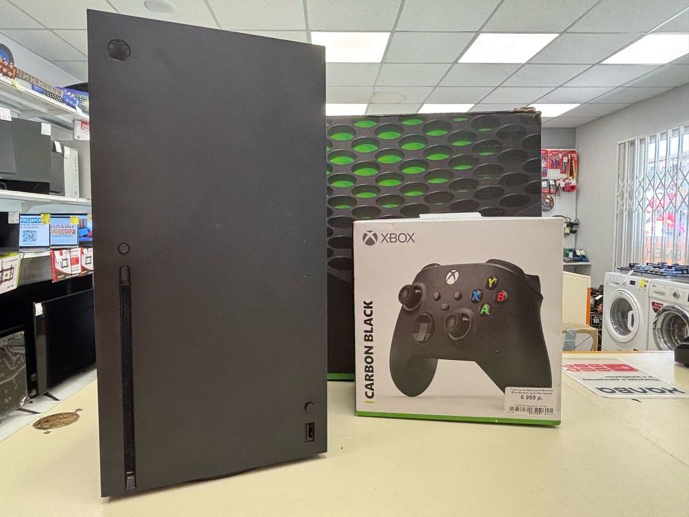 Игровая приставка Xbox Series X 1Tb