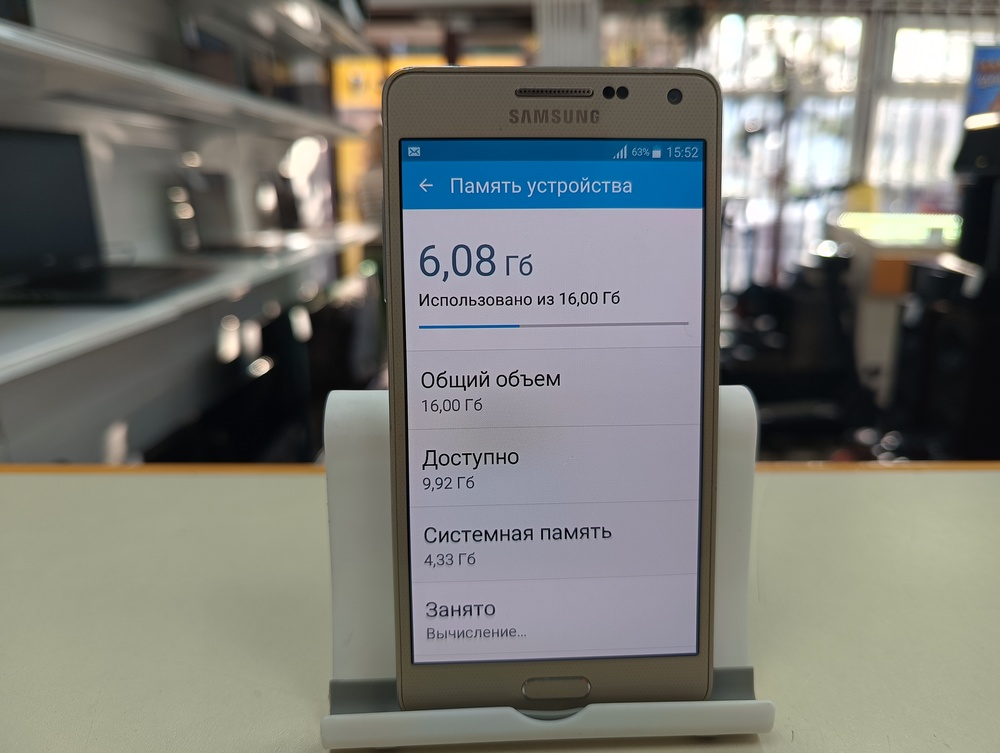 Смартфон Samsung Galaxy A5 2016 2/16