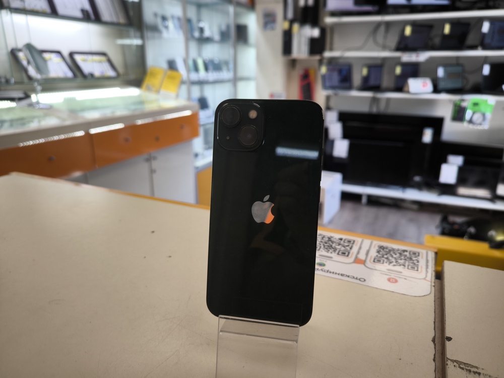 Смартфон Apple iPhone 13 128Gb