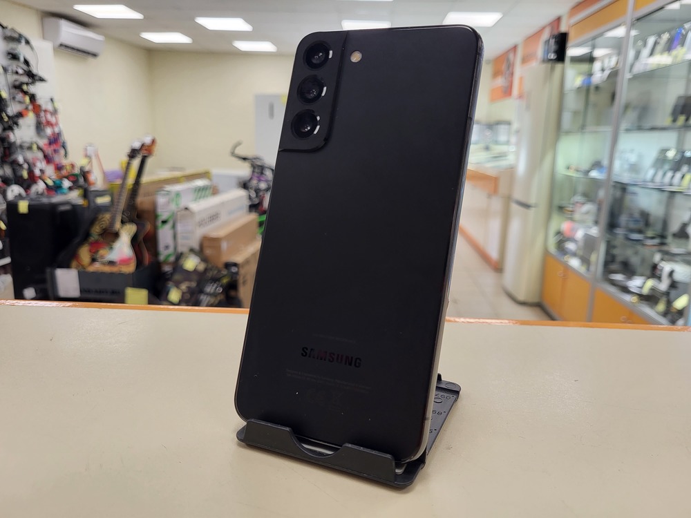 Смартфон Samsung Galaxy S22+ 8/128