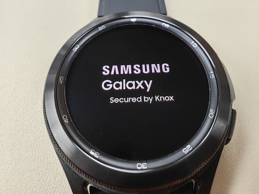 Смарт-часы Samsung Watch 4 Classic 46mm