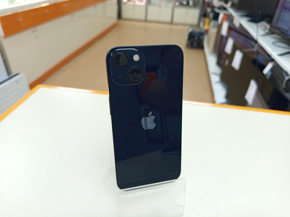 Смартфон Apple iPhone 13 128Gb