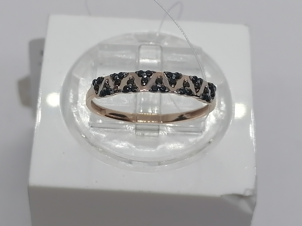 КОЛЬЦО С КАМНЯМИ (Au 585)