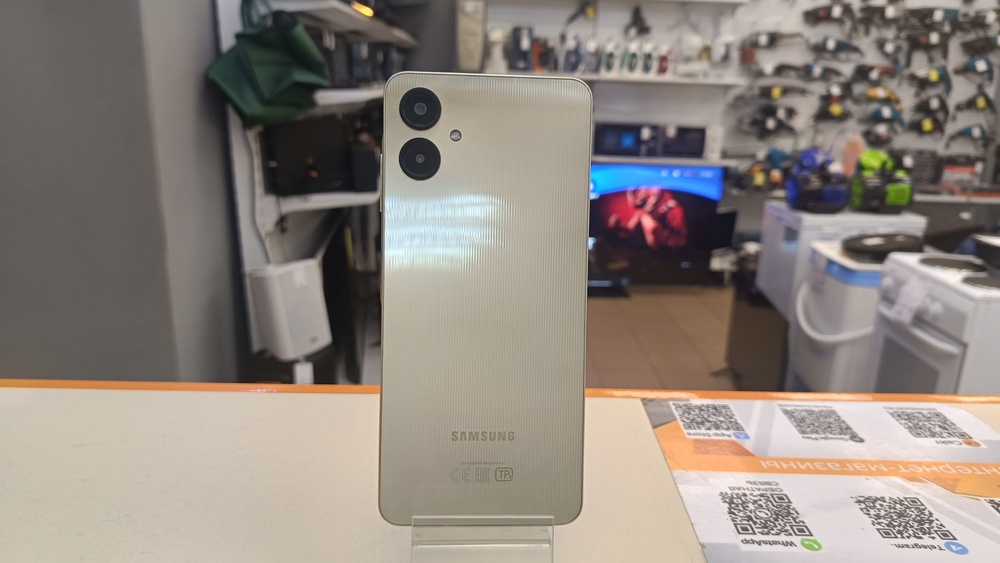 Смартфон Samsung Galaxy A06 4/64