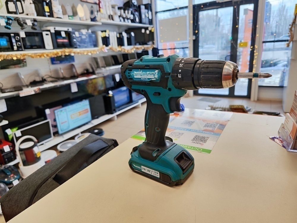 Шуруповерт Makita DDF453