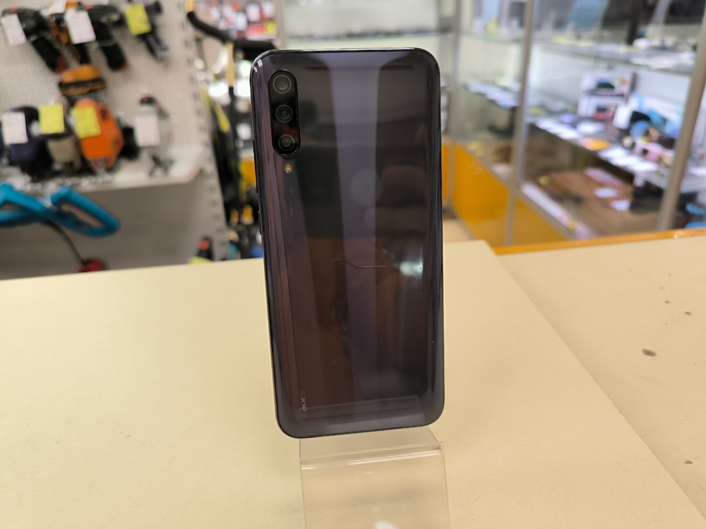 Смартфон Xiaomi Mi A3 4/64