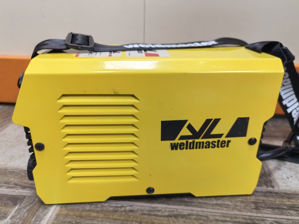 Сварочный аппарат Weldmaster ИСА-210ПН