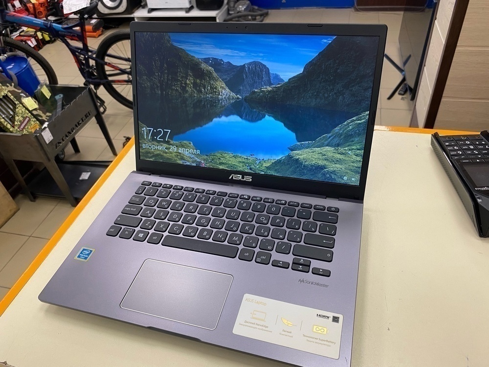 Ноутбук ASUS; Pentium 5405U, Intel HD Graphics 610, 4 Гб, 120 Гб, Нет