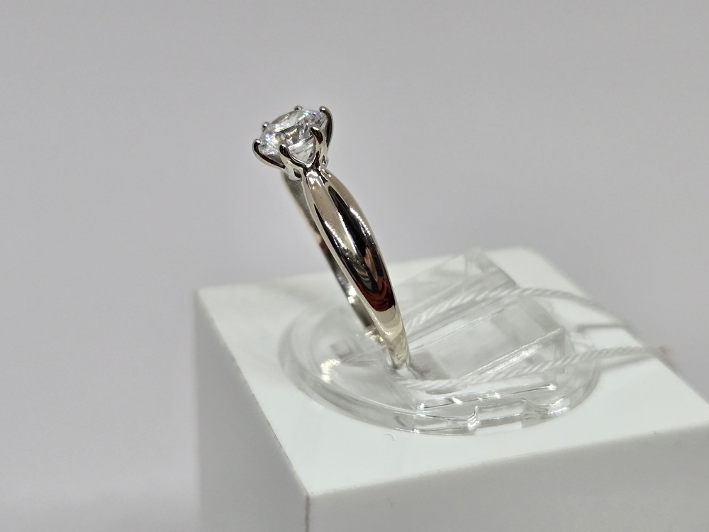 КОЛЬЦО С КАМНЕМ (Au 585)