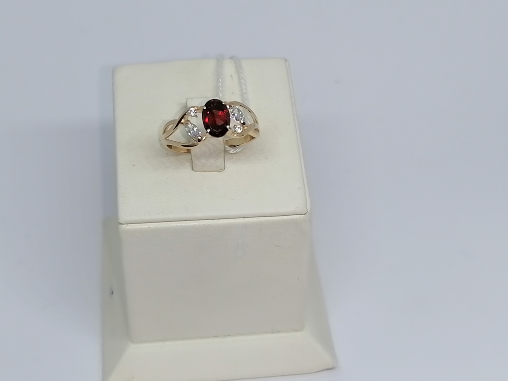 КОЛКМИ585 КОЛЬЦО С КАМНЯМИ (Au 585)