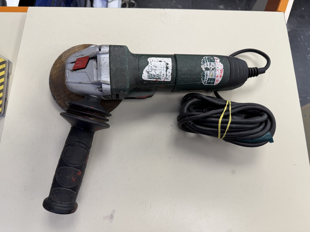 Угловая шлифмашина Bosch PWS 700-115