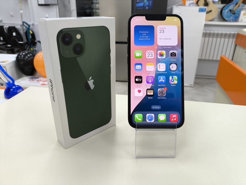 Смартфон Apple iPhone 13 128Gb