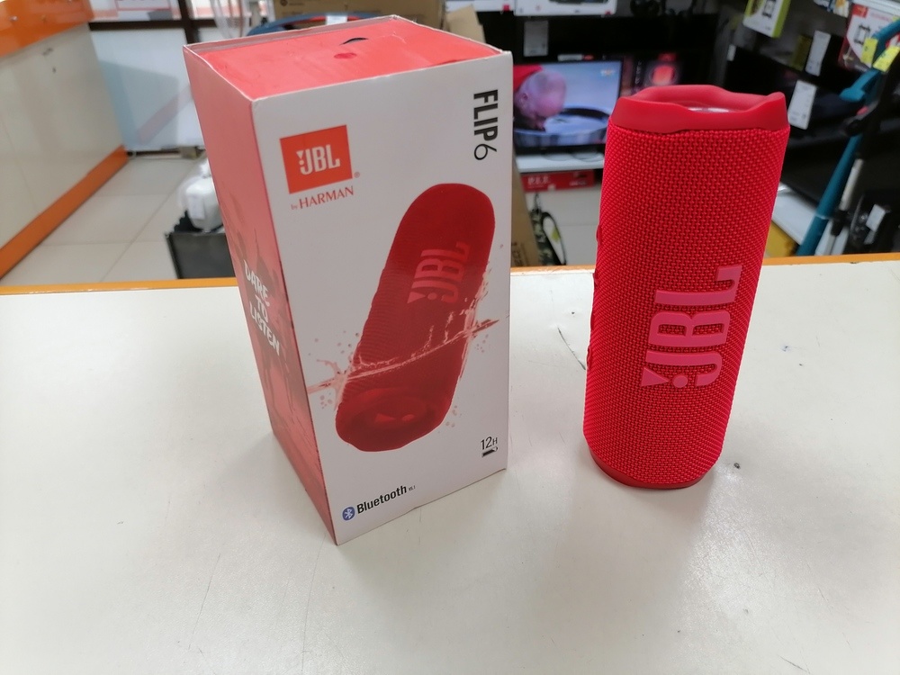 Портативная акустика JBL Flip 6;