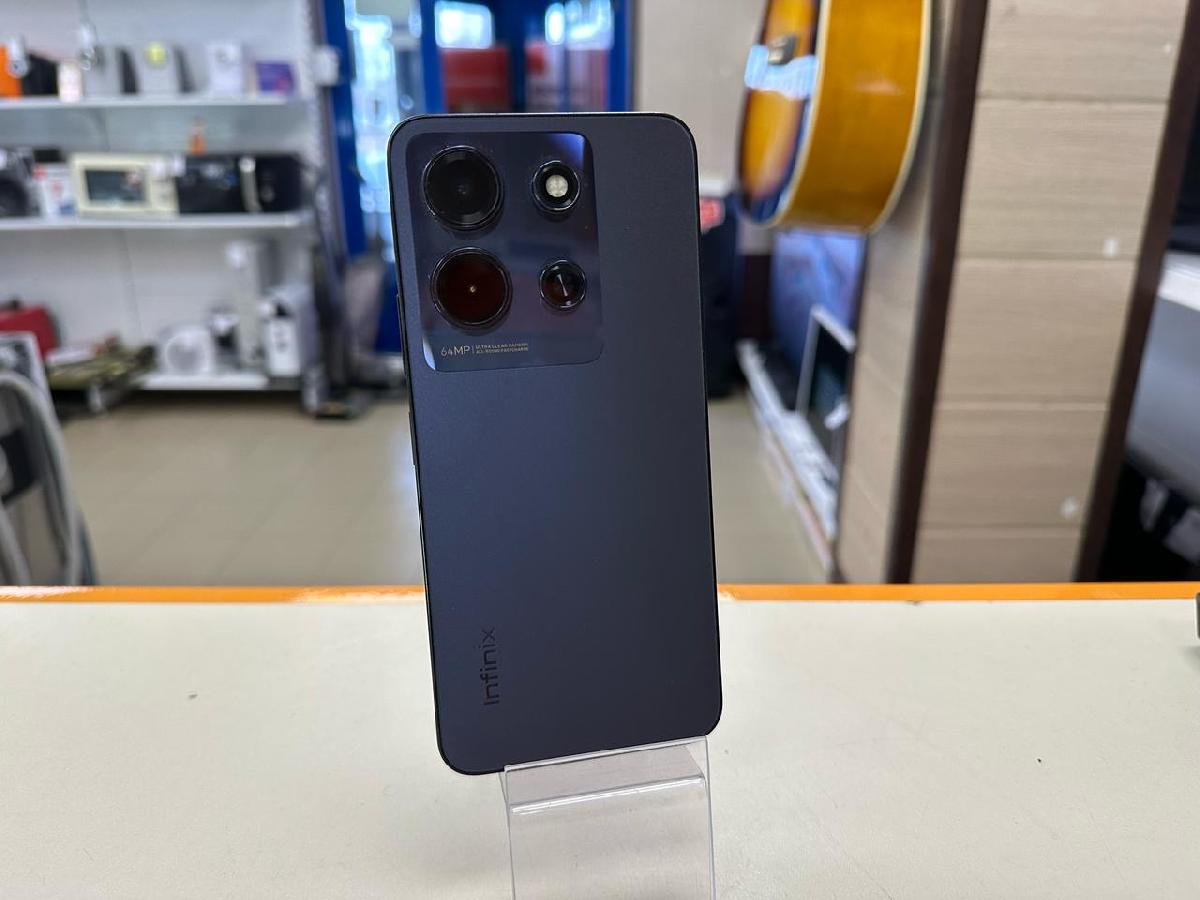Смартфон Infinix HOT 30i 8/256