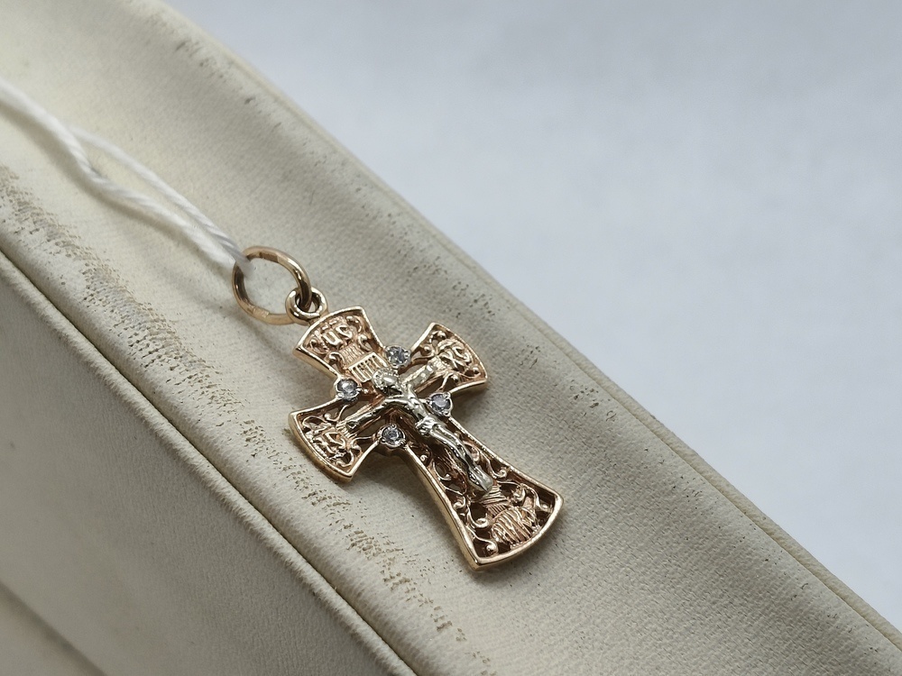 ПОДККИ585 ПОДВЕСКА КРЕСТ С КАМНЯМИ (Au 585)