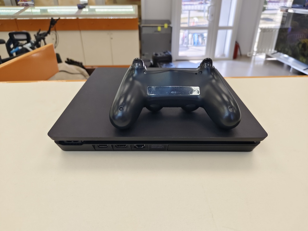 Игровая приставка PlayStation 4 Slim 1Tb