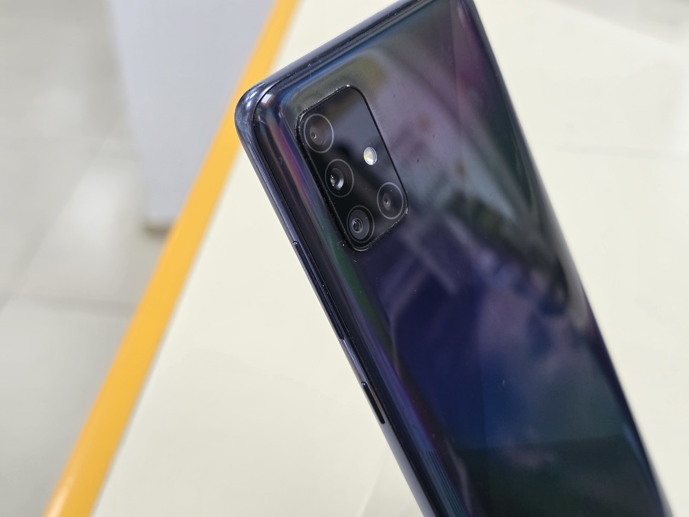 Смартфон Samsung Galaxy A51 4/64