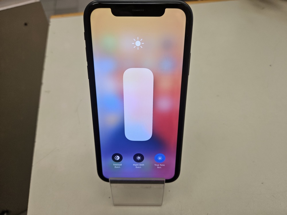 Смартфон Apple iPhone 11 64Gb