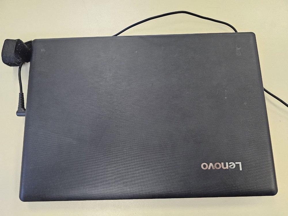 Ноутбук Lenovo IdeaPad 110-15ACL; A4-7210, Radeon R5 M430, 4 Гб, Нет, 500 Гб