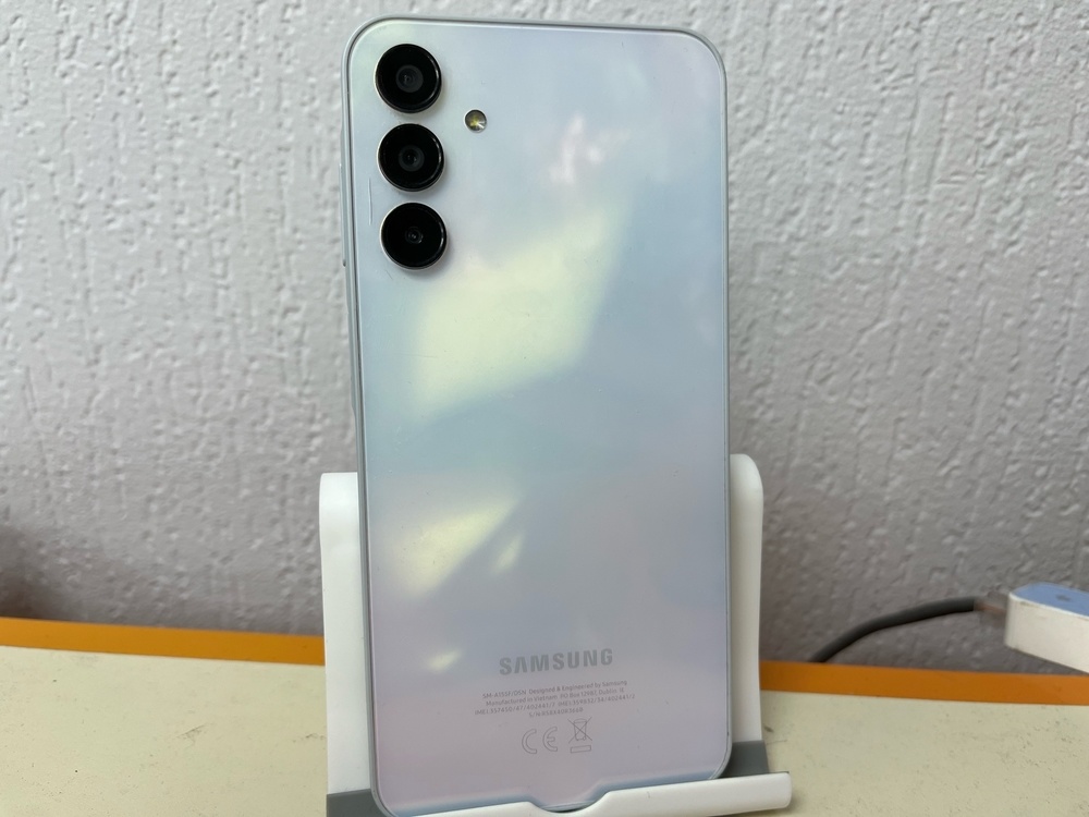Смартфон Samsung Galaxy A15 4/128